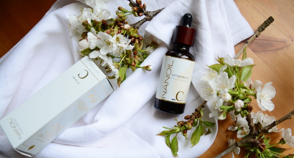 dobré obličejové sérums vitaminem C Nanoil